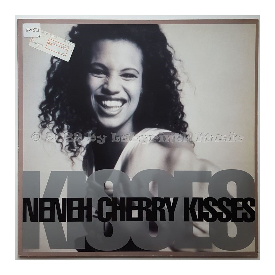 Neneh Cherry - Kisses On The Wind • 12" Vinyl Maxi • EX - Labyrinth Music