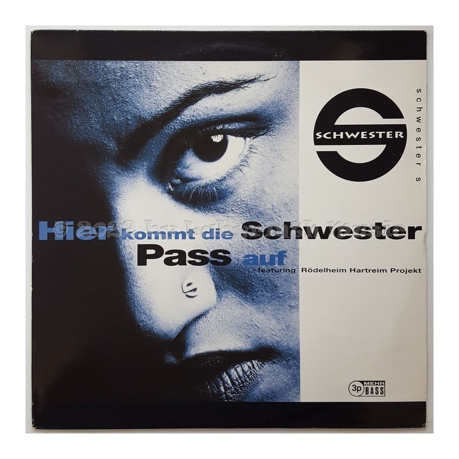 Schwester S. - Hier Kommt Die Schwester • 12" Vinyl Maxi • MINT - Labyrinth Music