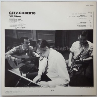 Stan Getz / Joao Gilberto Feat. Antonio Carlos Jobim - Getz / Gilberto • 12" Vinyl LP • NM - Labyrinth Music