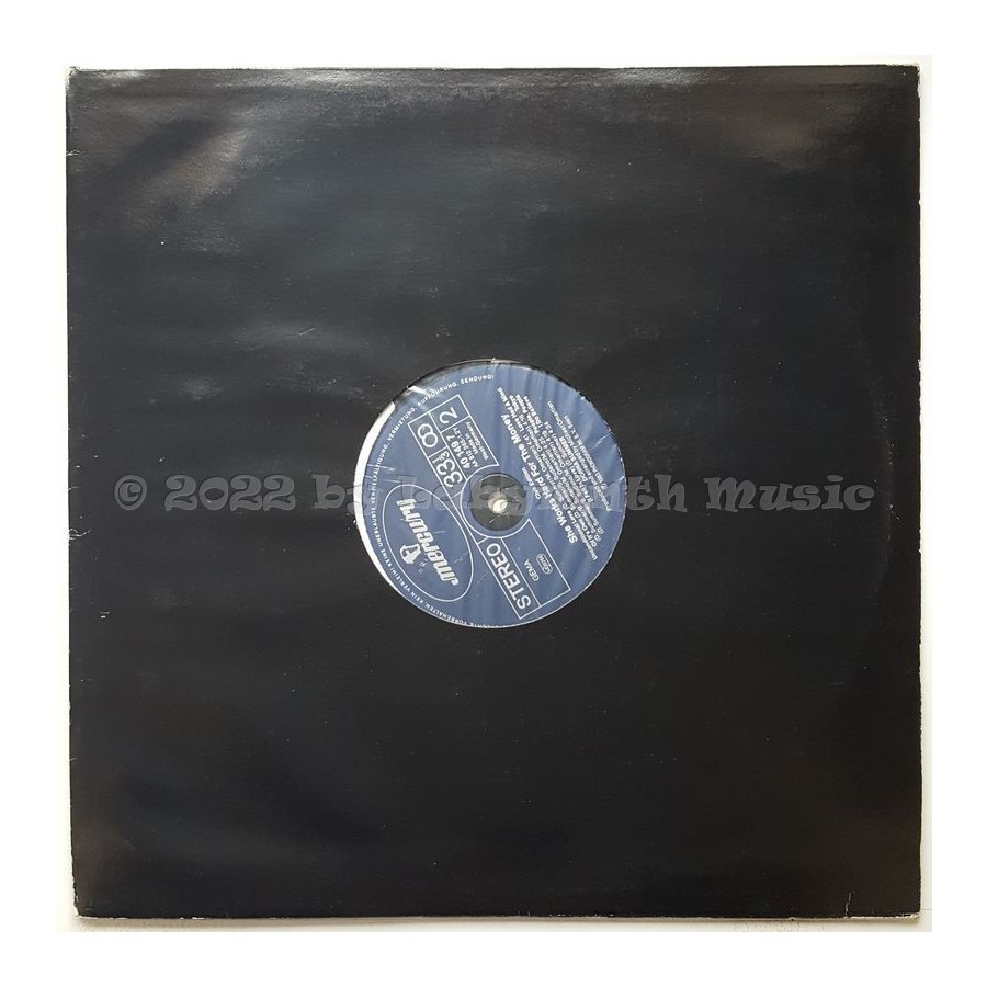 Donna Summer - She Works Hard For The Money • 12" Vinyl LP - Labyrinth Music