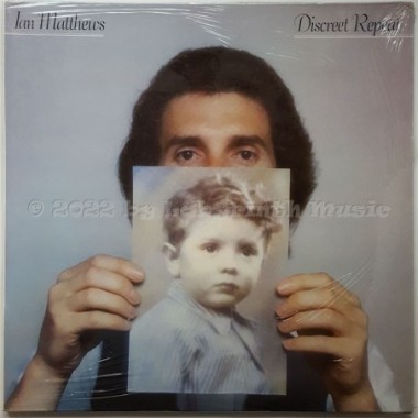 Ian Matthews - Discreet Repeat • 12" Vinyl LP • MINT - Labyrinth Music
