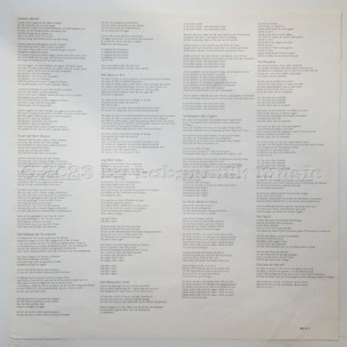 Chris De Burgh - Into The Light • 12" Vinyl LP • NM - Labyrinth Music