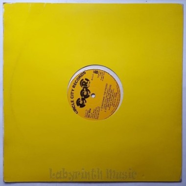 The C.C.R. Crew - Stretchin' The Pieces • 12" Vinyl Maxi - Labyrinth Music