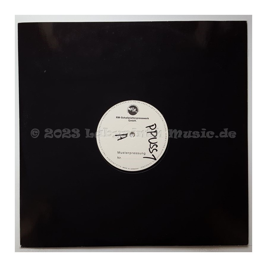 Clubland Feat. Quartz - Let's Get Busy (Pump It Up) • 12" Vinyl Maxi - Labyrinth Music