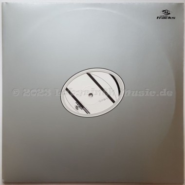 MWM - Love Can't Turn Around • 12" Vinyl Maxi • MINT - Labyrinth Music