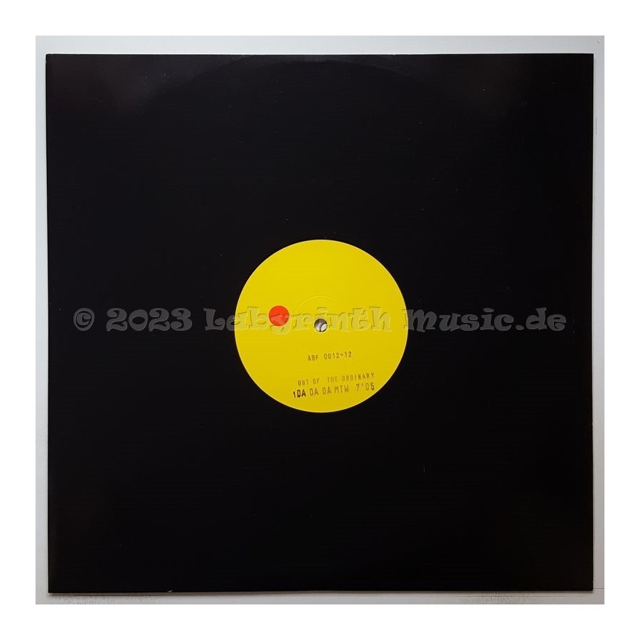 Out Of The Ordinary - Dadada • 12" Vinyl Maxi • MINT - Labyrinth Music