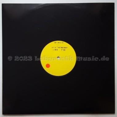 Out Of The Ordinary - Dadada • 12" Vinyl Maxi • MINT - Labyrinth Music