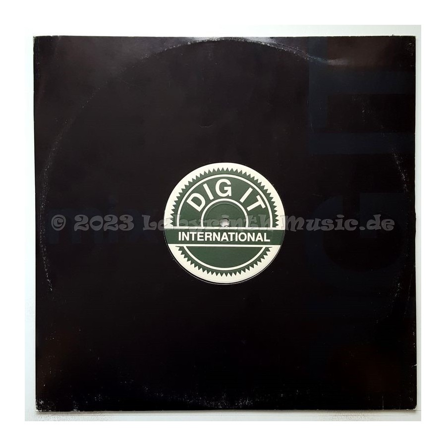 Bit-Max - Airport • 12" Vinyl Maxi - Labyrinth Music