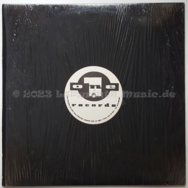 Roger S. Presents Nu-Solution Feat. Tonya Wynne - I Need You • 12" Vinyl Maxi - Labyrinth Music