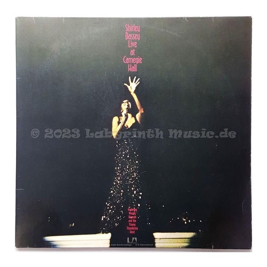 Shirley Bassey - Live At Carnegie Hall • 12" Vinyl LP • EX - Labyrinth Music