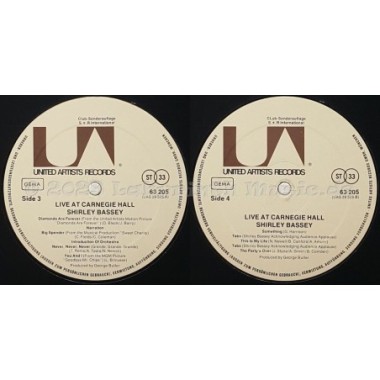 Shirley Bassey - Live At Carnegie Hall • 12" Vinyl LP • EX - Labyrinth Music