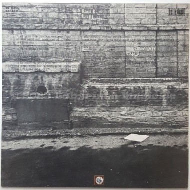 Wolfgang Ambros - Es Lebe Der Zentralfriedhof • 12" Vinyl LP • EX - Labyrinth Music