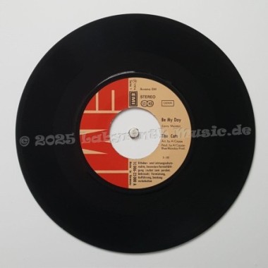 The Cats - Be My Day • She's On Her Own • 7" Vinyl - Labyrinth Music