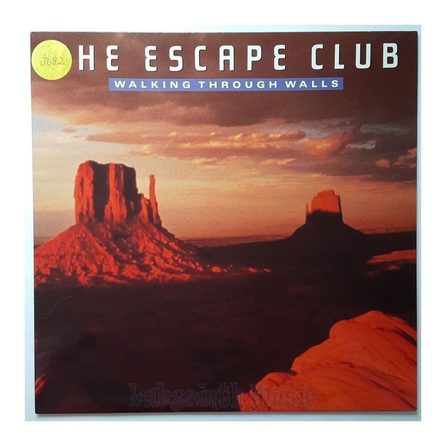 The Escape Club - Walking Through Walls • 12" Vinyl Maxi • MINT - Labyrinth Music