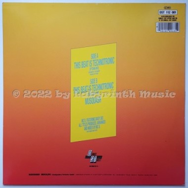 MC B Feat. Daisy Dee - This Beat Is Technotronic • 12" Vinyl Maxi • EX - Labyrinth Music